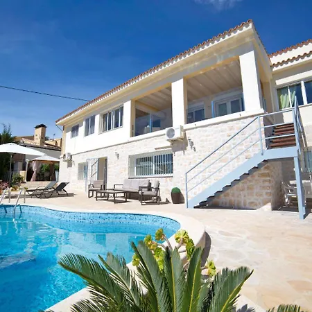 Dreamvilla.2 * كاليبي